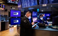 Американските фючърси сочат към възстановяване на Wall Street Европейските акции