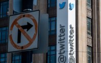 Мъск трябва да придобие Twitter до 28 октомври, а съдебният процес между Twitter