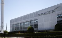 SpaceX ще търси IPO през 2026 г. за над $30 млрд.