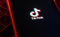 Компанията майка на TikTok ByteDance Ltd установи че някои служители неправомерно