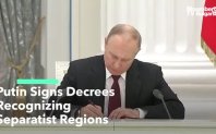 Президентът на Русия Владимир Путин подписа признаването на двете самопровъзгласили