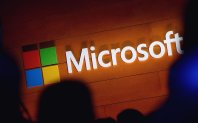 Акциите на Microsoft Corp се повишиха при късната търговия обръщайки
