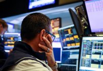 Уолстрийт предупреждава инвеститорите да се подготвят за спад на акциите