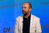 Политика, медии и милиарди: кой ще овладее империята Warner Bros. Discovery?