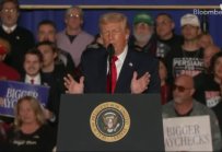 Тръмп каза, че ще смени "лошия" шеф на Фед