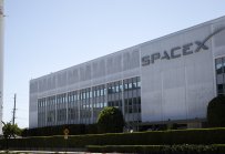 SpaceX ще търси IPO през 2026 г. за над $30 млрд.