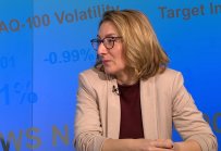 Българският бизнес мисли за отбрана и няма да вдига ударно заплати през 2026 г.