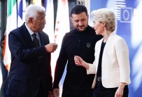 Европа навлиза в решаваща седмица, за да избегне заплахата от контролиран упадък