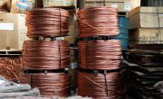 Митата върху медта няма да възстановят американската промишленост