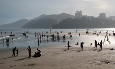 Пет приложения за пътувания, които ще ви спестят пари през лятото