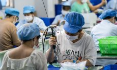 Фабричната активност в Китай леко се подобри след търговското примирие