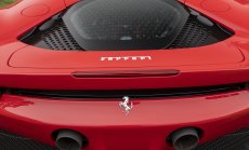 Porsche и Ferrari със зрелищен дрифт в дебата за двигателите на ЕС