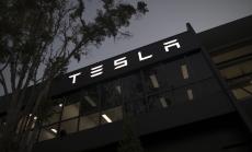 Бизнесменът Майк Бъри предприе сериозна крачка към акциите на Tesla 