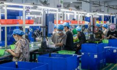 Китайската икономика нараства с 5,2%, но дефлацията се задълбочава