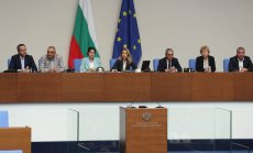 Парламентът не одобри кабинета „Желязков“