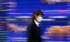 Фючърсите в САЩ отбелязват малки печалби, доларът е с лек спад