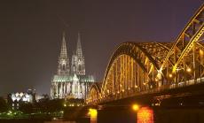 DW: Изтичането на мозъци от България и Румъния помага на Германия