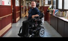 Стимули, а не санкции ще накарат бизнеса да наема хората с увреждания