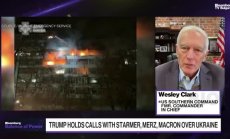 Уесли Кларк: Русия просто трябва да спре да се бие