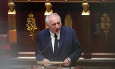 Макрон търси нов премиер след отстраняването на Байру на вота