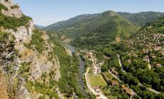 Чуждестранните туристи имат затруднен достъп до България?