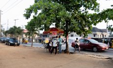 Мобилни парични посредници заменят умиращия бизнес с банкомати в Нигерия