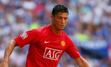 Юнайтед прави Роналдо най-скъпоплатения футболист в историята на Висшата лига