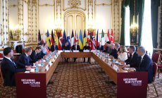 Европа се консолидира и поема отговорност за отбраната си след срещата в Лондон