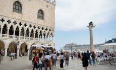 Италия забрани на круизните лайнери да влизат във Венеция след заплаха от ЮНЕСКО