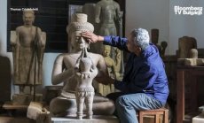 Как крадени статуи стигат до музеите, част 6