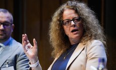 Финансовите пазари може би стават самодоволни, предупреди Шнабел