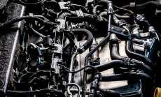 ЕС се договори за забрана на нови коли с двигатели с вътрешно горене от 2035 г.