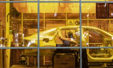 Индустриалните заеми в Китай нарастват, но парите не отиват в заводите