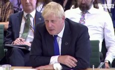 Британският премиер под натиск да подаде оставка