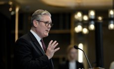 Стармър и Макрон ще присъстват на срещата за мир в Близкия изток в Египет