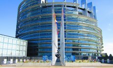 Сумарният военен бюджет на страните от ЕС е три пъти над руския, но липсва координация