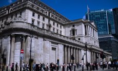 Централните банки пропускат шанса да обуздаят хедж фондовете