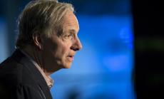 Рей Далио: Магнитудът на настоящия балон е наполовина на тези от 2000 г. и 1929 г. 