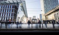 Еврозоната излиза от кризата с ръст на активността в сектора на услугите 