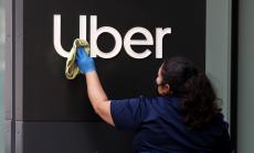 Uber залага 1,1 млрд. долара на доставки на алкохол