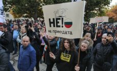 Инат и съжаление за ваксините в Източна Европа, докато COVID-19 бушува 