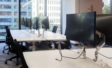 Европейските банки започват масови съкращения на служители