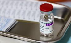 Хаос при ваксинационната кампания в Европа преди крайното решение за AstraZenaca