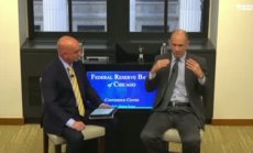 Гулсби каза, че новите мита задържат вземането на решения