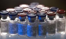 Русия натисна алармата в глобалната надпревара за ваксина срещу Covid-19 