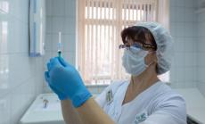 Goldman предвижда много ваксинирани в САЩ и Европа до средата на 2021 г.