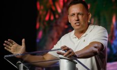 Питър Тийл: Финансовите динозаври спират възхода на биткойн 