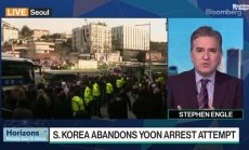 Властите в Южна Корея се отказаха да арестуват президента