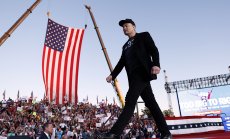 SpaceX предупреди инвеститорите, че Мъск може да се завърне в политиката