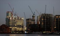 Британските имоти плащат непосредствената цена на Brexit